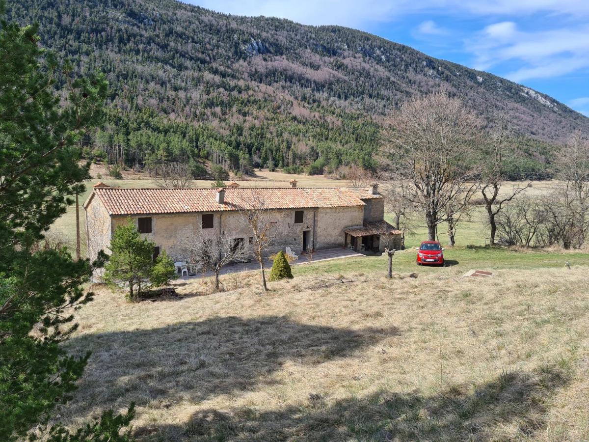 La Grande Maison Dans La Prairie Caille Dış mekan fotoğraf